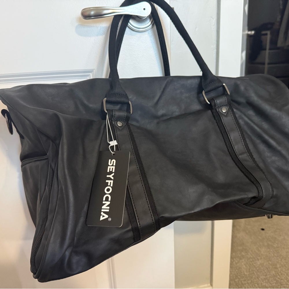 Duffel- Garment Bag/Backpack - Picture 6 of 9